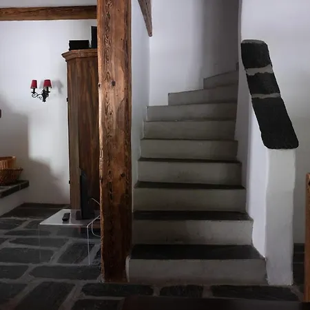 Haus 2 - Gemuetliches 5 Haus In Ruhiger Wohngegend Mit Garten Appartamento Laax