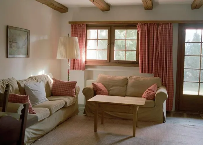 Haus 2 - Gemuetliches 5 Haus In Ruhiger Wohngegend Mit Garten Apartamento Laax